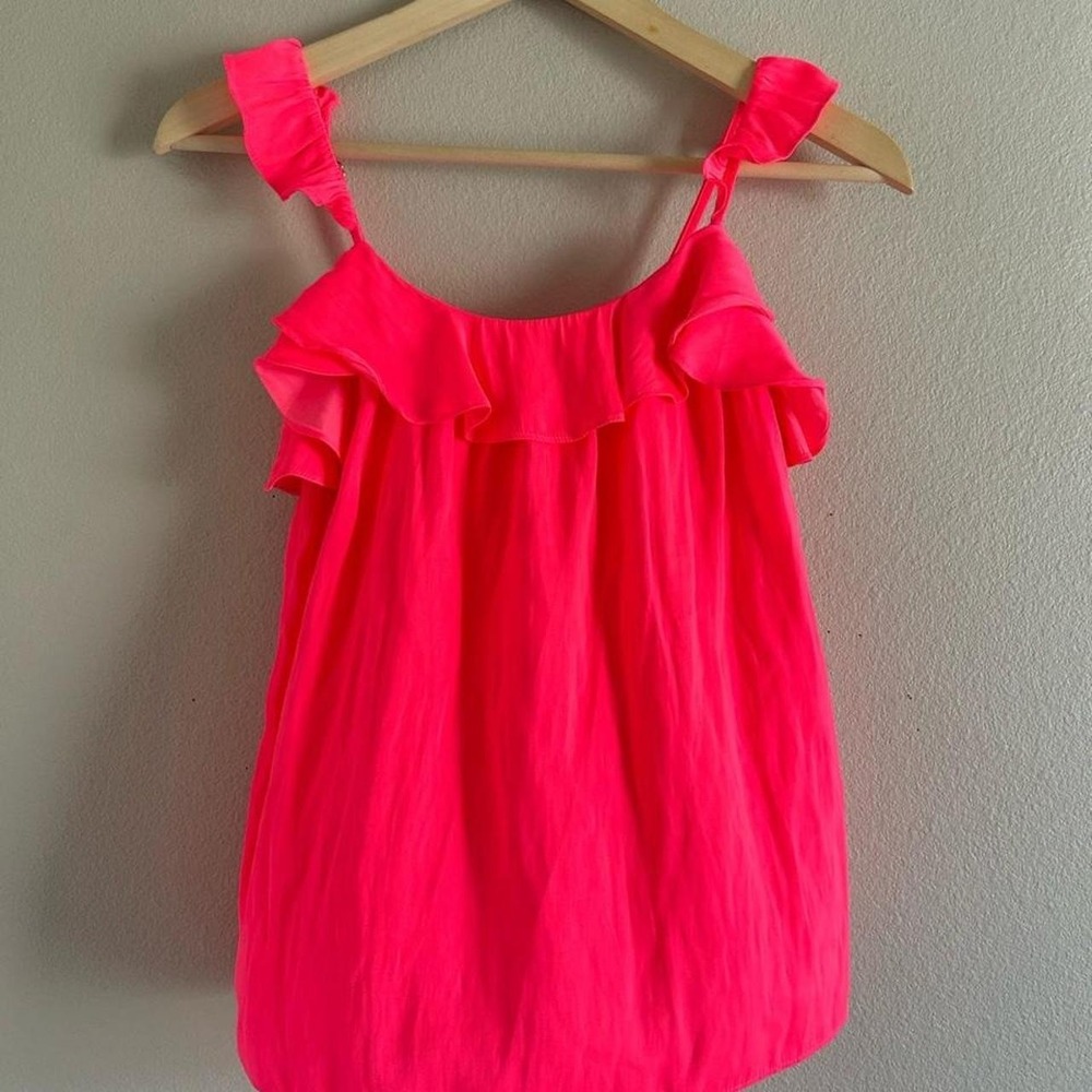 Lily Pulitzer pink ruffle tank top in XXS L-16